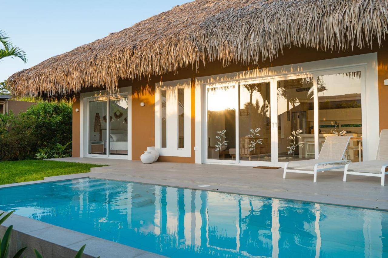 Tanusas Retreat & Spa Puerto Cayo Eksteriør billede