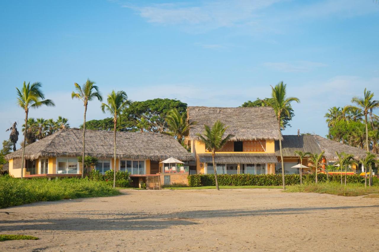 Tanusas Retreat & Spa Puerto Cayo Eksteriør billede